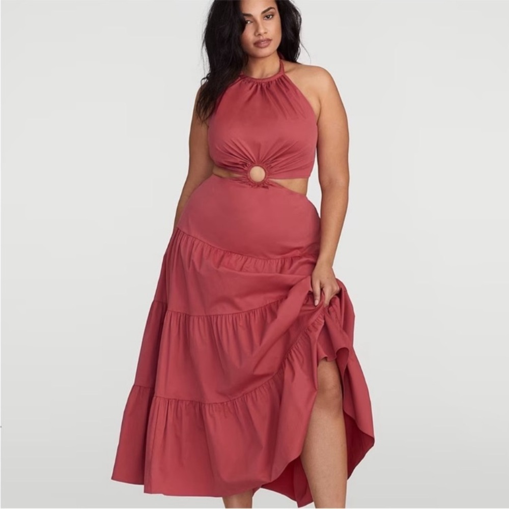 New Fashion to Figure Halter Maxi Dress with Ring Cutout